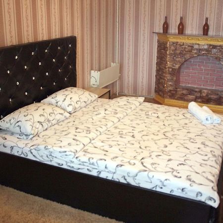 Apartment On Fastivs'Ka 2 Біла Церква Екстер'єр фото